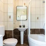 In With Balcony, Ac, Wifi, Washing Machine 4249-3 * Црес