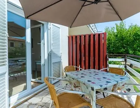 In With Balcony, Ac, Wifi, Washing Machine 4249-3 *