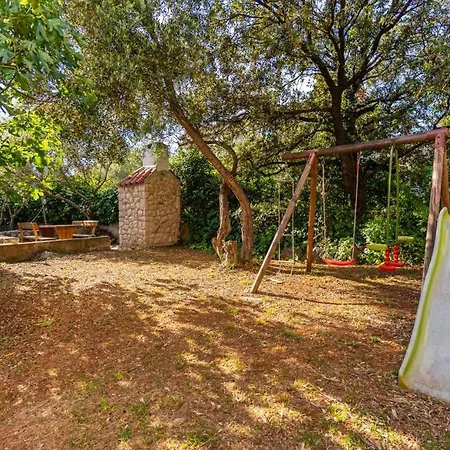 In With Balcony, Ac, Wifi, Washing Machine 4249-3 * Cres