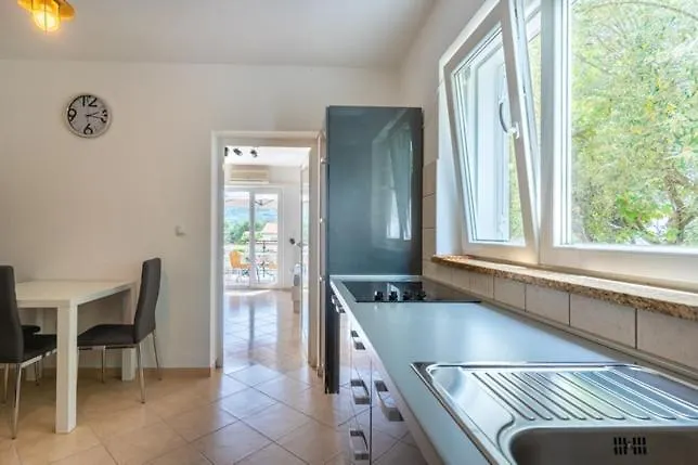 Apartment In With Balcony, Ac, Wifi, Washing Machine 4249-3